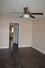 905 Crymes Ln-Unit -Unit B - Make Ready Process in Harker Heights, TX - Building Photo - Building Photo