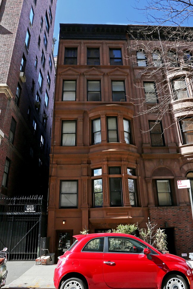 6 W 71 Street in New York, NY - Foto de edificio - Building Photo