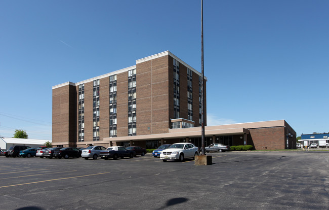 Phoenix House in Youngstown, OH - Building Photo - Building Photo