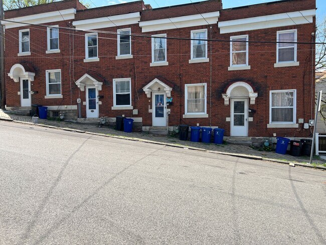 902-908-908 McCandless Ave in Pittsburgh, PA - Building Photo - Building Photo