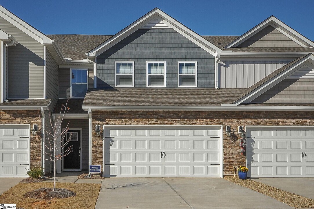 204 Reynard Trl in Greenville, SC - Foto de edificio