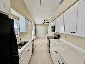 4935 82nd Pl E in Sarasota, FL - Building Photo - Building Photo