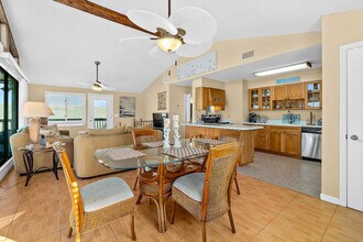 101 Holland Rd in Ormond Beach, FL - Building Photo - Building Photo