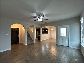 415 Creekside Curve in New Braunfels, TX - Building Photo - Building Photo