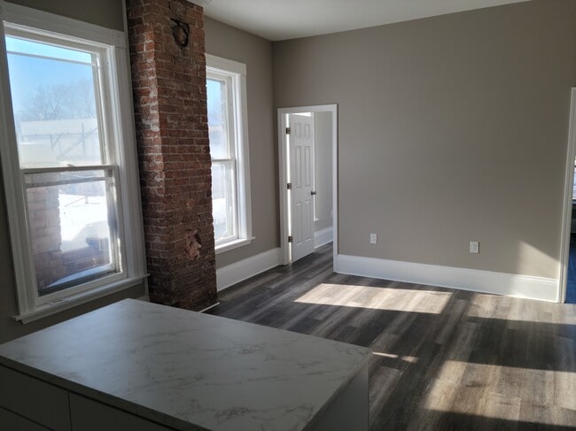 2317 Main St, Unit Apt 1 2317 main st in Buffalo, NY - Building Photo - Building Photo