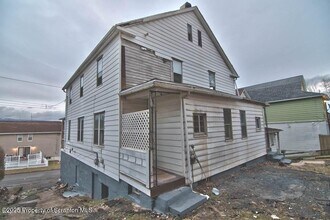 34 Simon Block Ave in Wilkes-Barre, PA - Building Photo - Building Photo