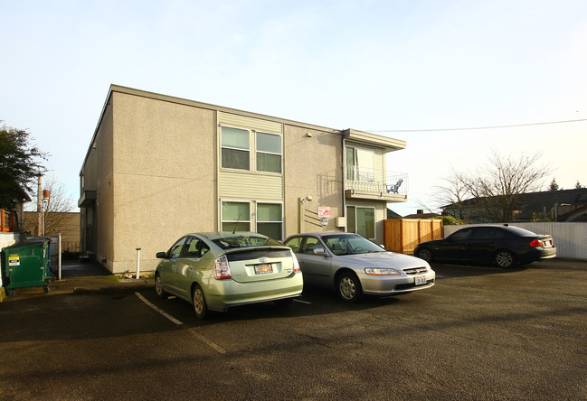 Whitman Apartments in Seattle, WA - Foto de edificio - Building Photo