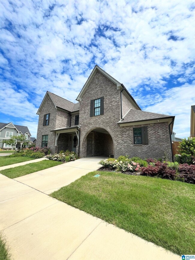 property at 1032 Clifton Rd