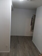 941 W 8th St in Sioux Falls, SD - Building Photo - Building Photo