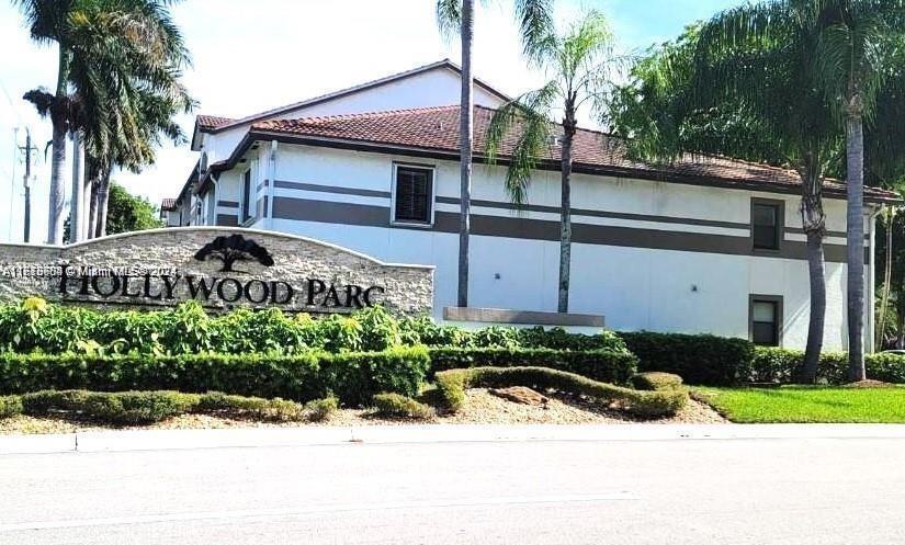 630 S Park Rd in Hollywood, FL - Building Photo