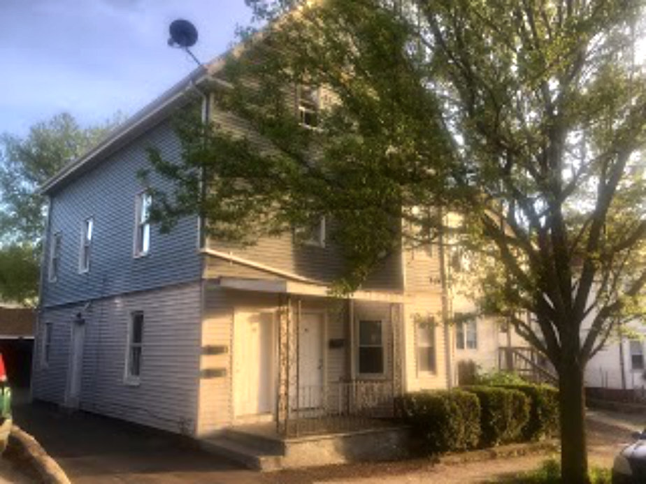 92 Rosedale St, Unit 1 in Providence, RI - Building Photo