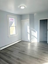 705 22nd St in Union City, NJ - Building Photo - Building Photo