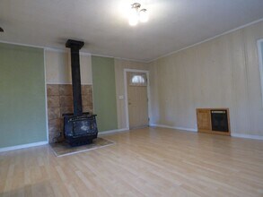 1410 North St in Susanville, CA - Building Photo - Building Photo