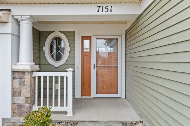 7149 Challenger Cir in Victor, NY - Building Photo - Building Photo