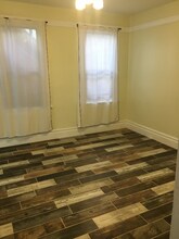 25 Salmon St in San Francisco, CA - Building Photo - Building Photo