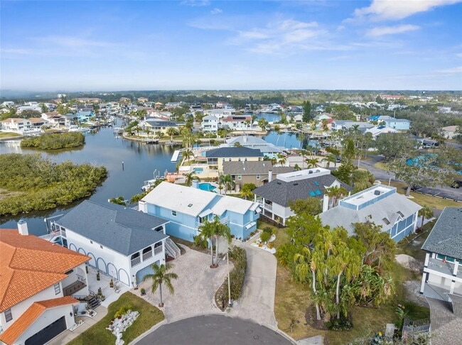 6029 Bayway Ct in New Port Richey, FL - Building Photo - Building Photo
