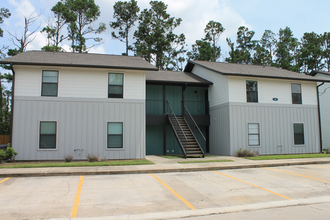 Fifth Avenue in Lake Charles, LA - Building Photo - Building Photo