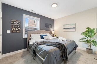 2207 W 18th St in Chicago, IL - Building Photo - Building Photo