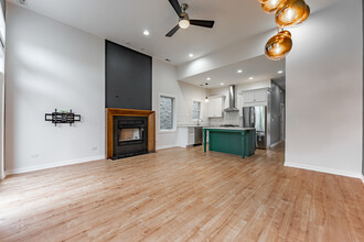 1720 N Talman Ave-Unit -3 in Chicago, IL - Building Photo - Building Photo