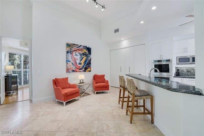 property at 1560 Clermont Dr