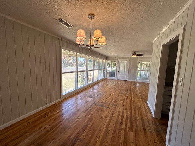1101 E North Bear Creek Dr in Merced, CA - Building Photo - Building Photo