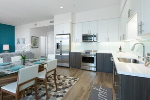 150 S Taaffe St in Sunnyvale, CA - Building Photo