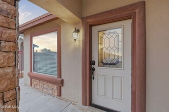 14383 High Rock Dr in El Paso, TX - Building Photo - Building Photo