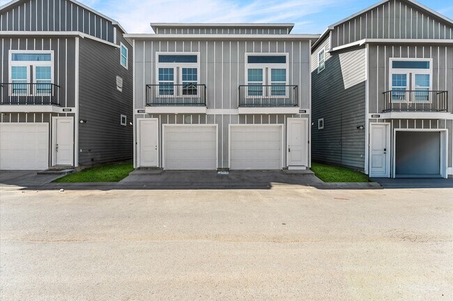 18841 Elegance Ave in Spring, TX - Building Photo - Building Photo