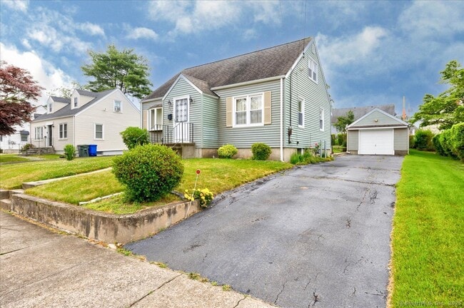 535 Jewett Ave in Bridgeport, CT - Building Photo - Building Photo