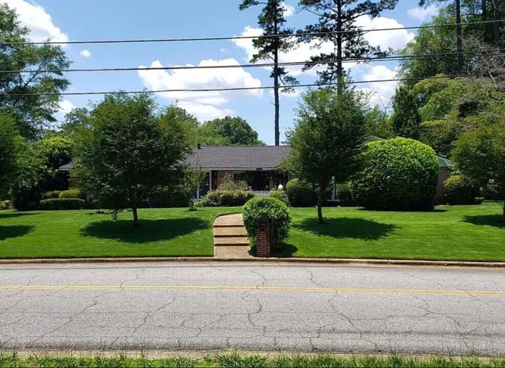 5811 Canterbury Dr in Columbus, GA - Building Photo
