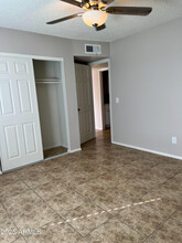 492 W 18th Ave in Apache Junction, AZ - Building Photo - Building Photo