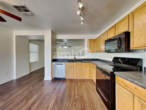 2444 E Gleneagle Dr in Chandler, AZ - Building Photo - Building Photo