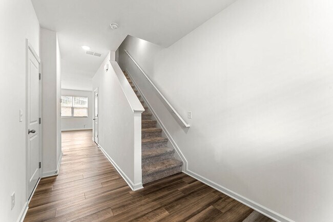 1494 Madison Way in Decatur, GA - Building Photo - Building Photo