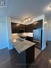 10 Bloorview Pl in Toronto, ON - Building Photo - Building Photo
