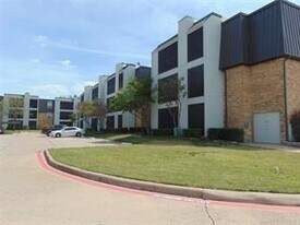 11460 Audelia Rd in Dallas, TX - Building Photo