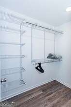 3329 Burk Dr in Atlanta, GA - Building Photo - Building Photo