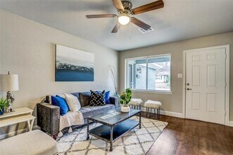 808 Barnes St in McKinney, TX - Building Photo - Building Photo