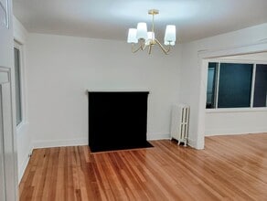 836 Belmont St, Unit 1 in Watertown, MA - Foto de edificio - Building Photo