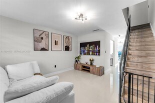 13350 SW 58th Terrace in Miami, FL - Building Photo