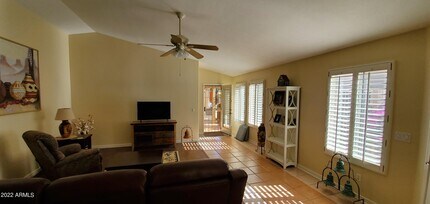 6724 E Norwood St in Mesa, AZ - Foto de edificio - Building Photo