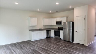 2600 Westell Wy in Greensboro, NC - Building Photo - Building Photo
