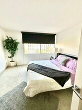 205 E Harmon Ave, Unit 807 in Las Vegas, NV - Building Photo - Building Photo