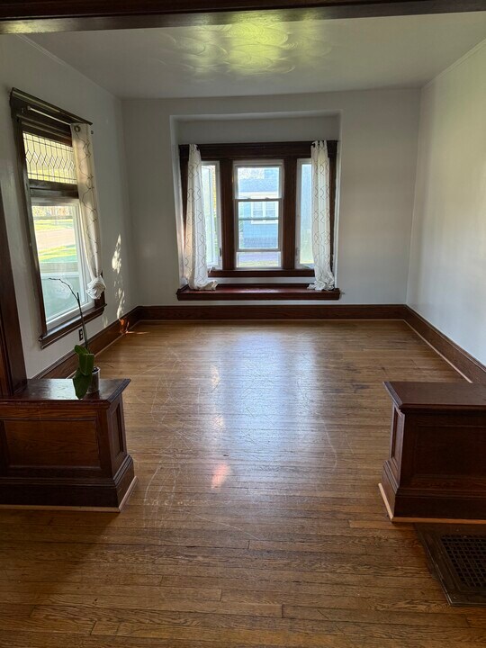 4816 S Salina St, Unit 1 in Syracuse, NY - Building Photo