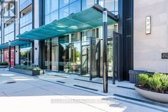 575 Bloor St E in Toronto, ON - Building Photo - Building Photo