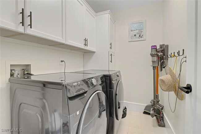property at 1139 Jardin Dr