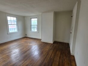 38 S Main St in Harrison Township, NJ - Building Photo - Building Photo