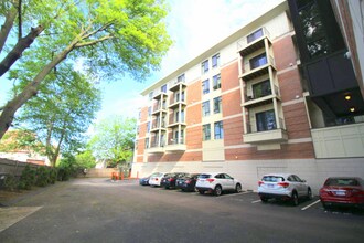 533 Cambridge St, Unit Unit 105 in Boston, MA - Building Photo - Building Photo