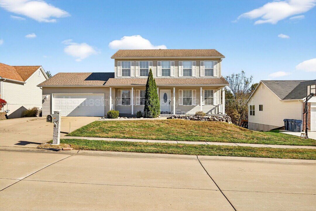 820 Whisper Creek Ct in Wentzville, MO - Building Photo