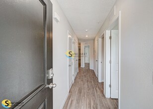 9564 Hood Rd in Jacksonville, FL - Building Photo - Building Photo