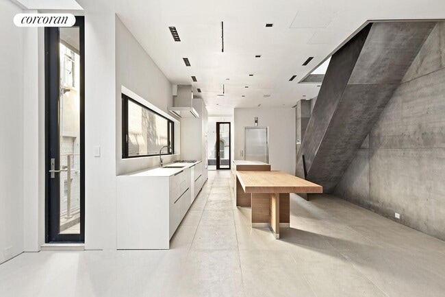 35 Walker St in New York, NY - Building Photo - Building Photo